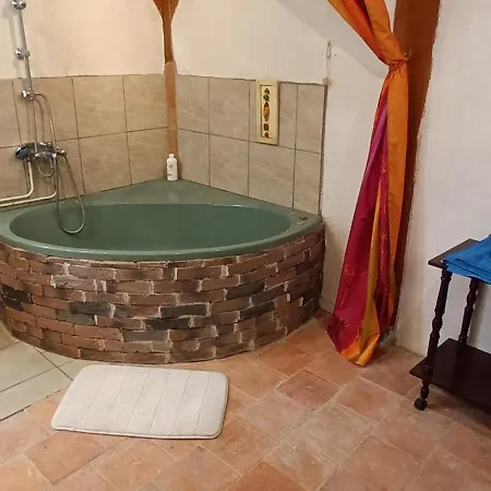 La Du Bucheron Laharie